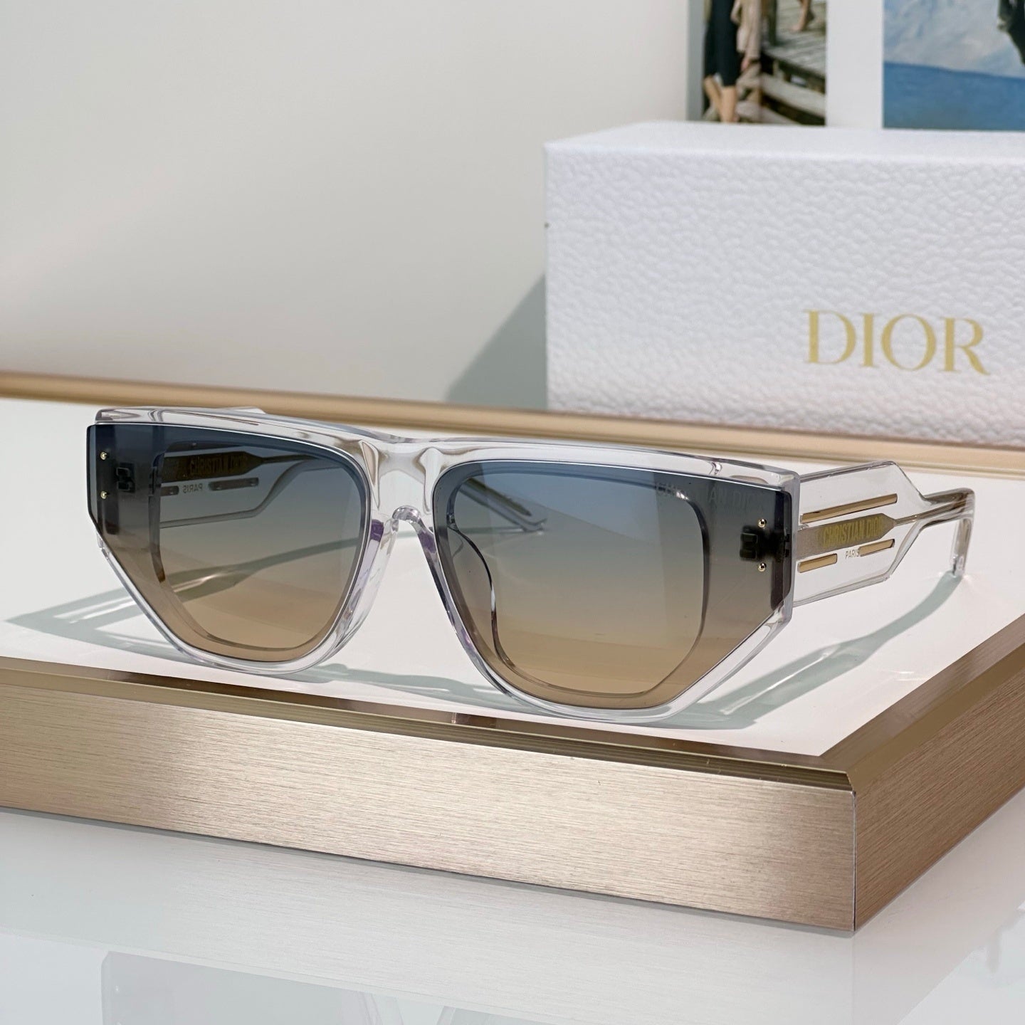 Dio Bold Signature - Vichyluxury