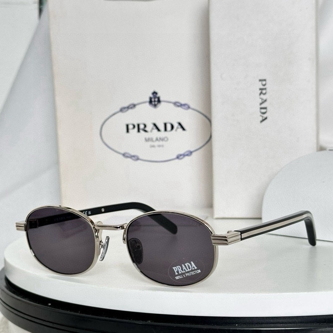 Prad Vintage Metal Oval - Vichyluxury