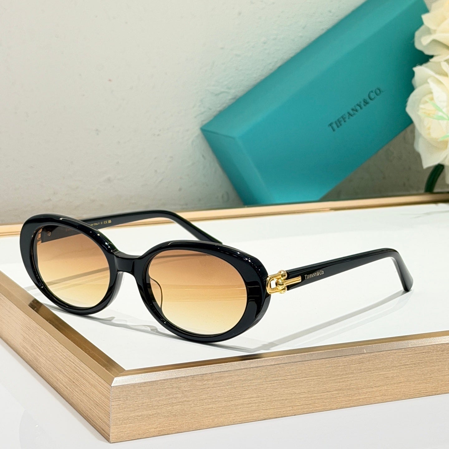 Tiff Co. Classic Oval - Vichyluxury