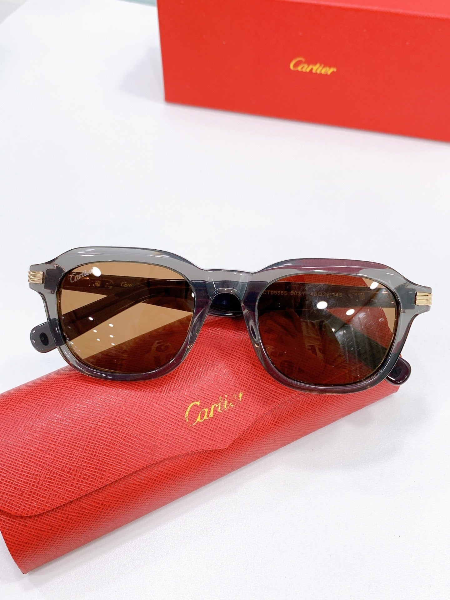 Clashier Signature - Vichyluxury