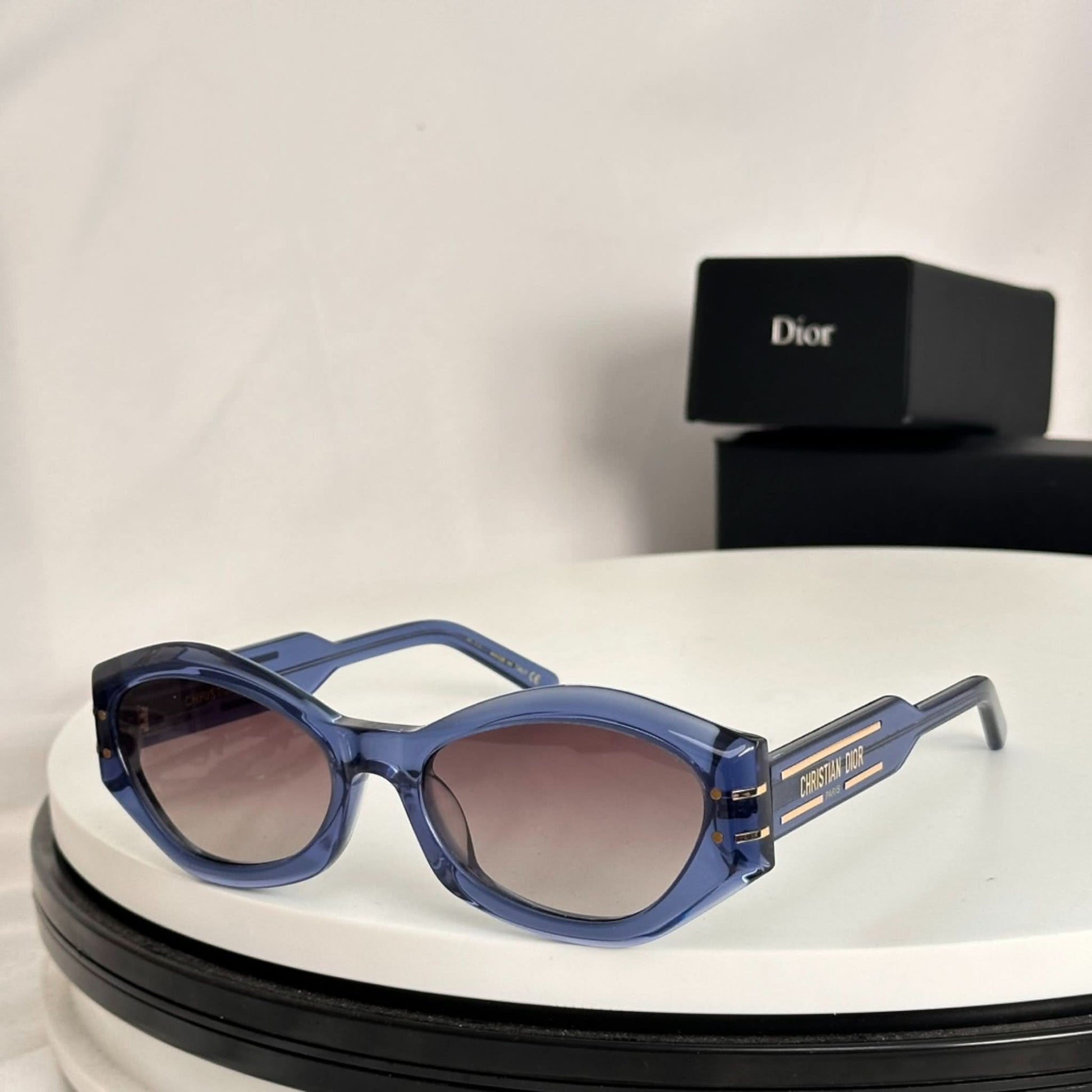 Dio Geometric - Vichyluxury