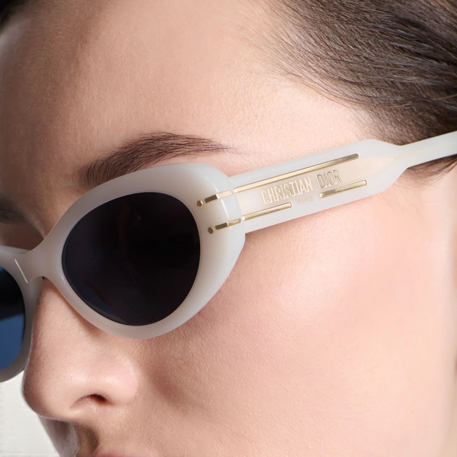Dio Signature Oval - Vichyluxury