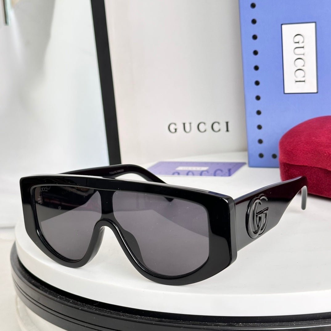 Gucc Red - Vichyluxury