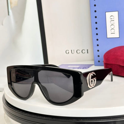 Gucc Red - Vichyluxury