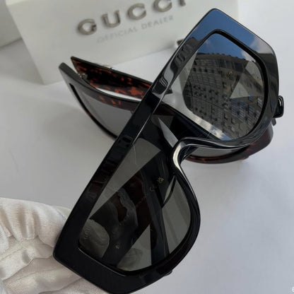 Gucc Red - Vichyluxury