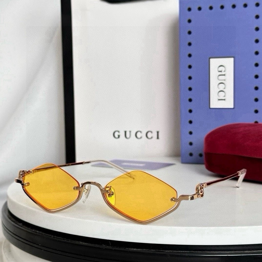 Guci Diamond Geometric - Vichyluxury