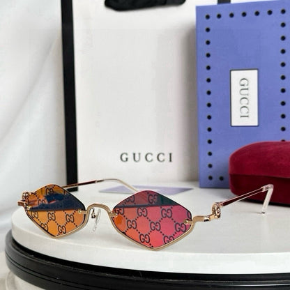 Guci Diamond Geometric - Vichyluxury