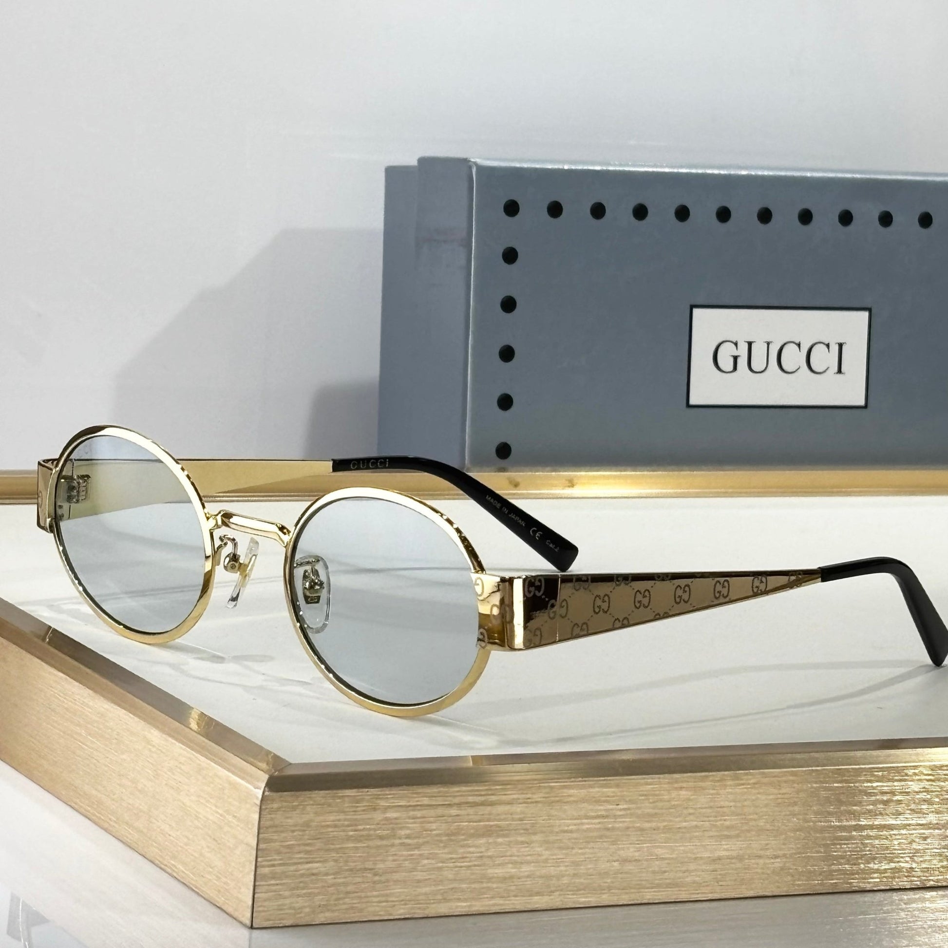 Guci Monogram Round - Vichyluxury