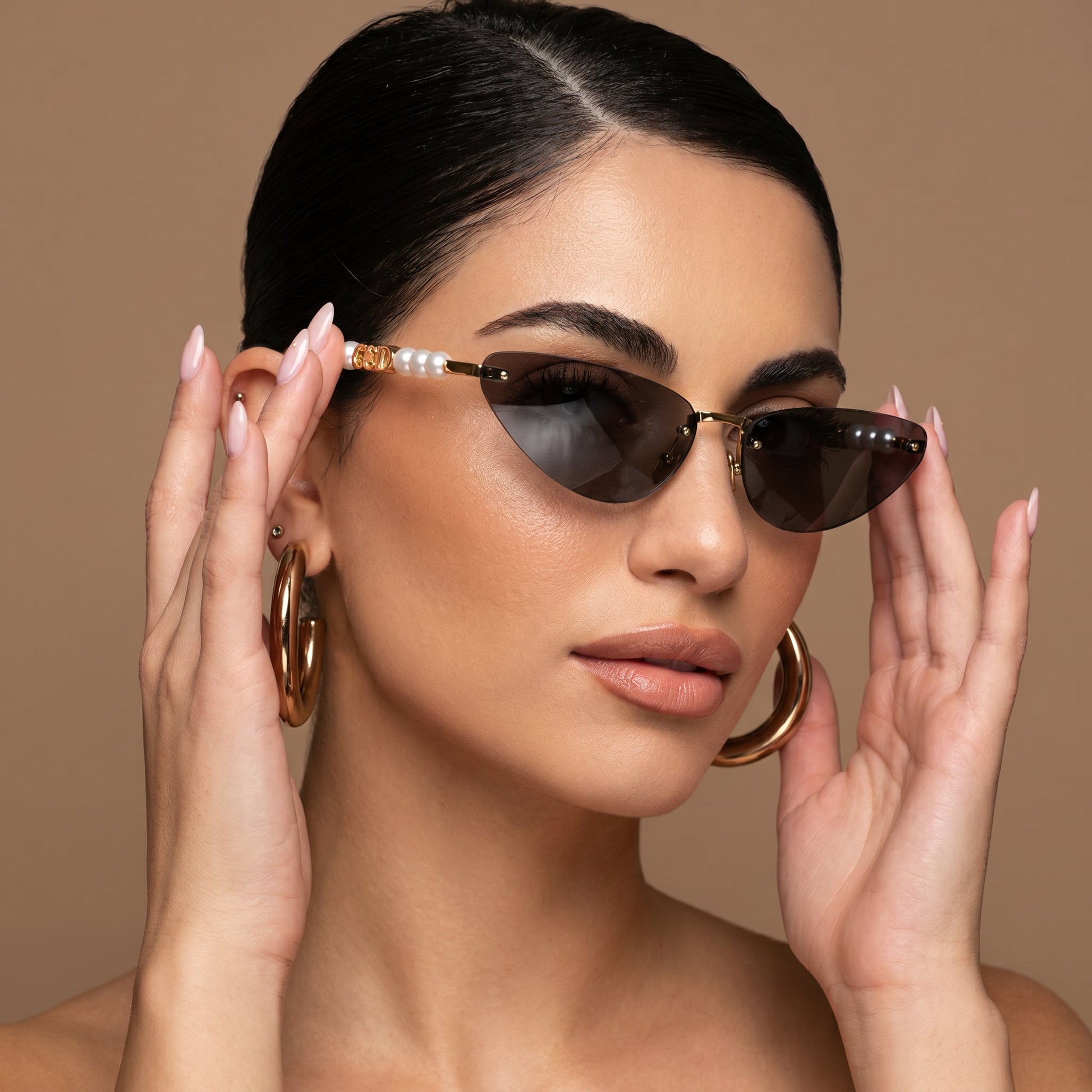 Guci Pearl Cat - Eye - Vichyluxury