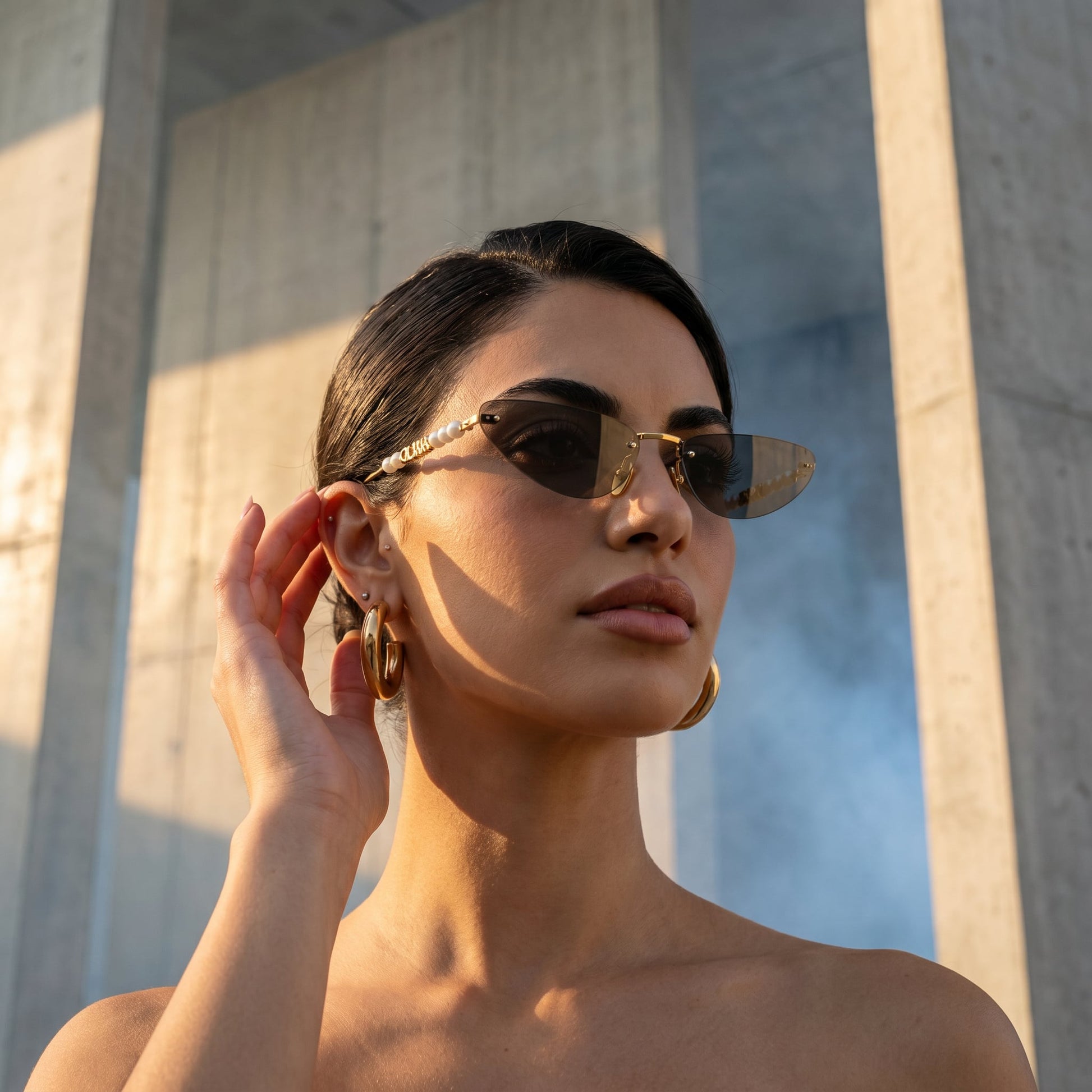 Guci Pearl Cat - Eye - Vichyluxury