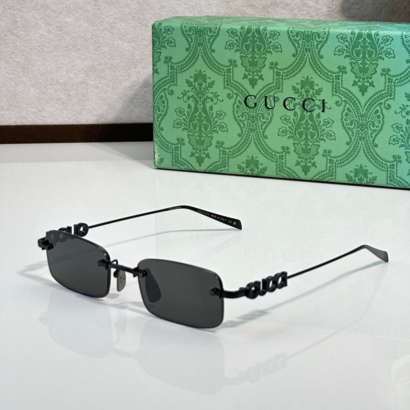 Guci Rimless Rectangle - Vichyluxury