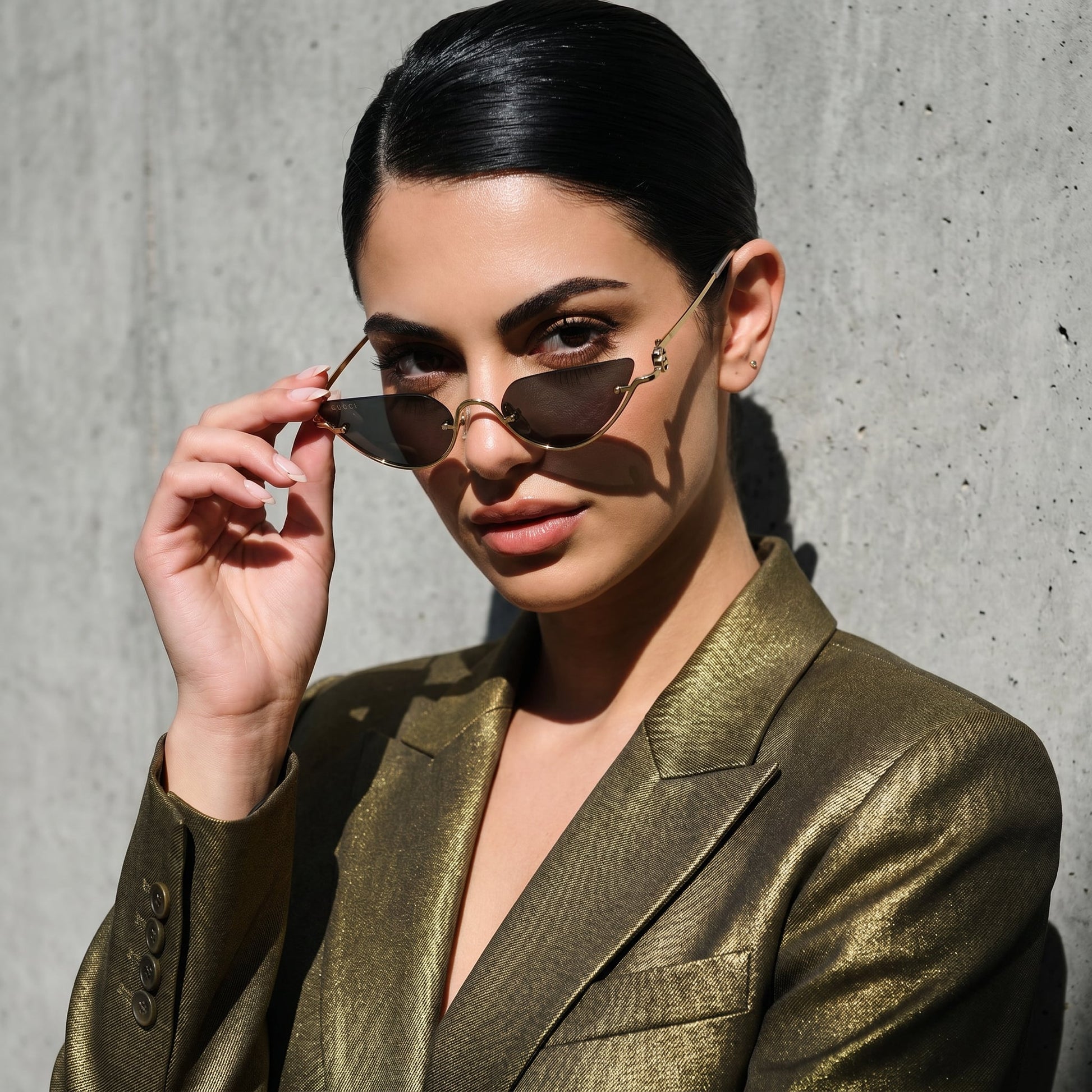 Guci Runway Cat - Eye - Vichyluxury