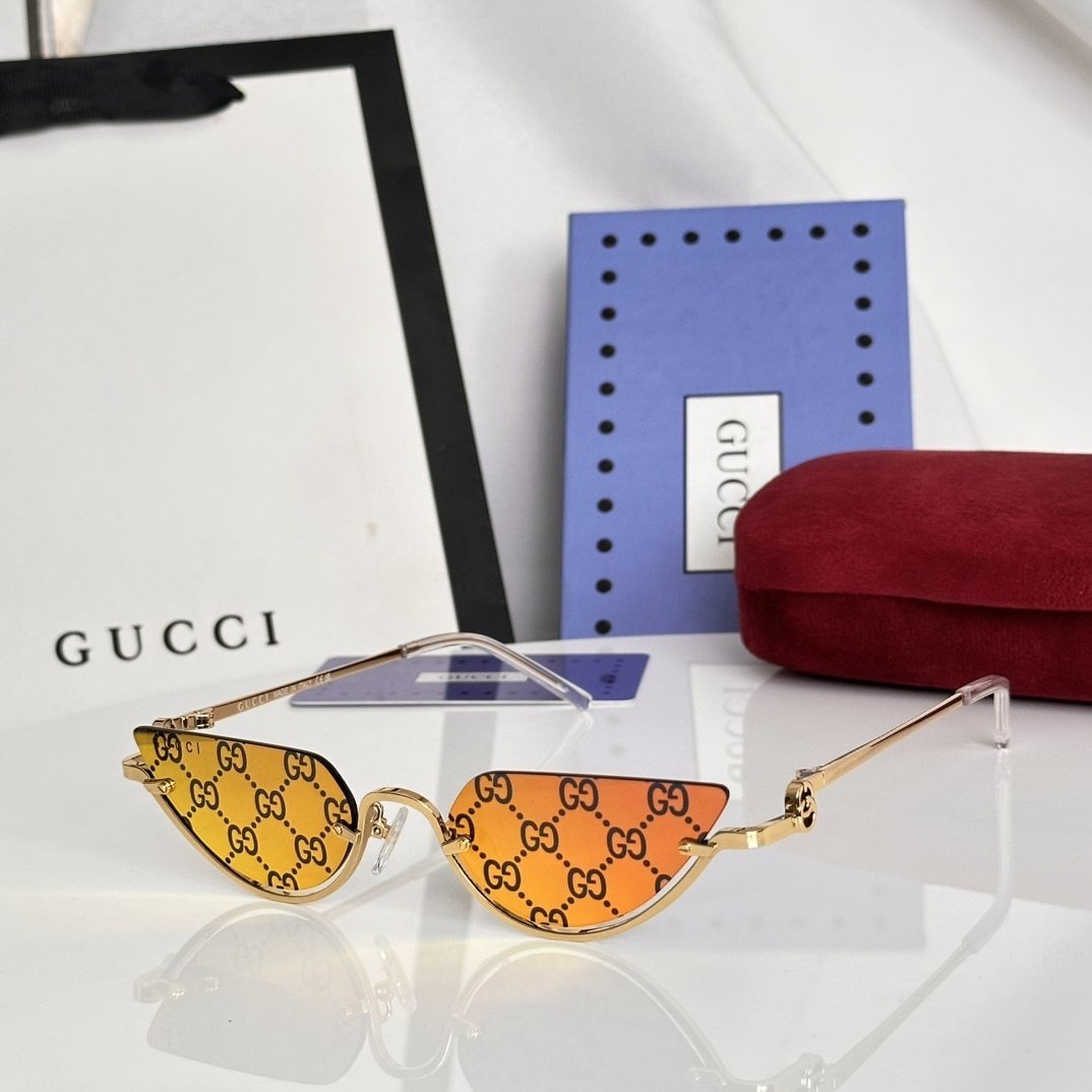 Guci Runway Cat - Eye - Vichyluxury
