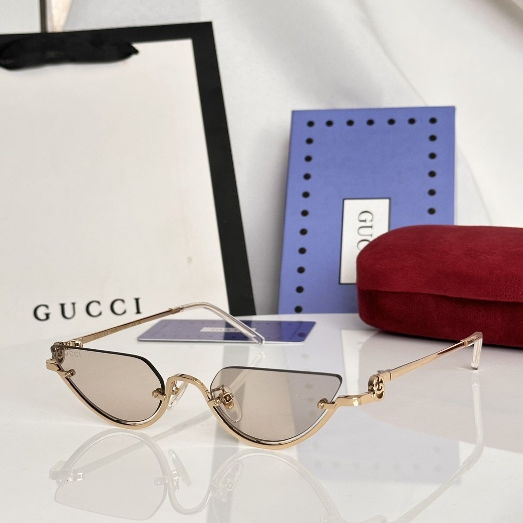 Guci Runway Cat - Eye - Vichyluxury