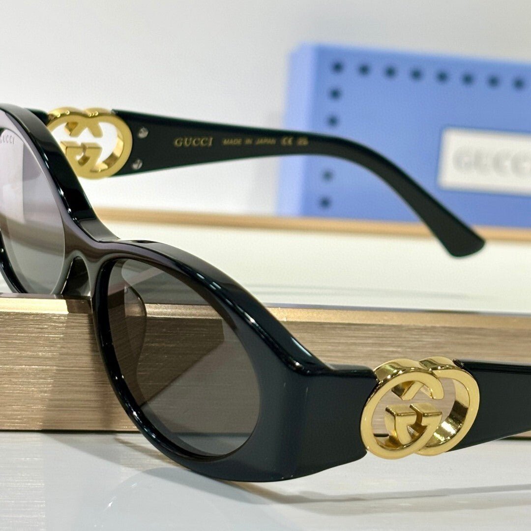 Guci Signature Oval - Vichyluxury