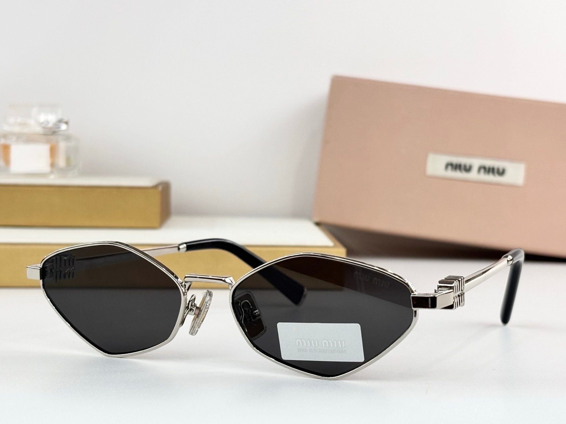 Myu Myu Ariste Black - Vichyluxury
