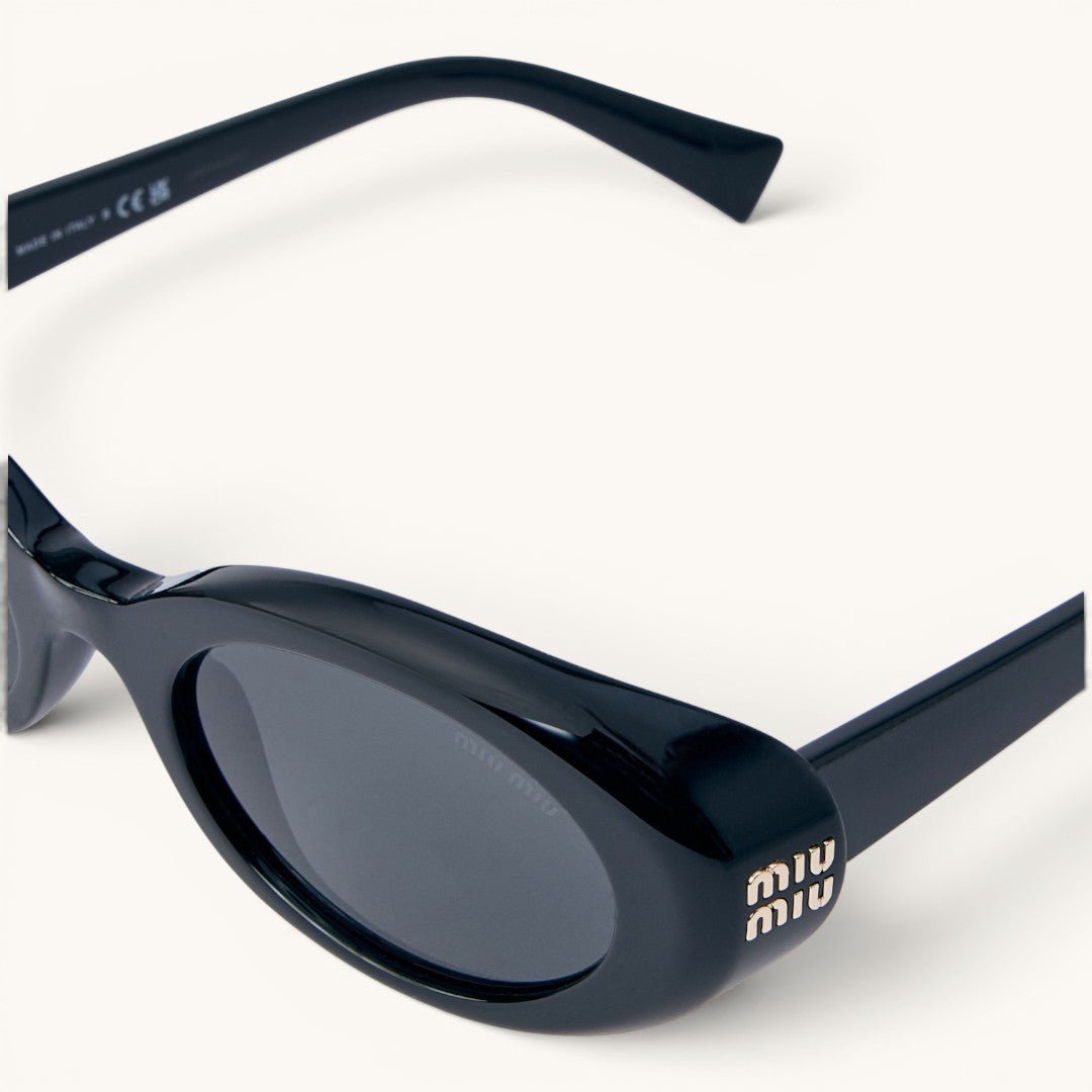 Myu Myu Bold Oval - Vichyluxury