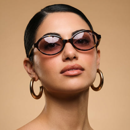 Myu Myu Glimpse Black - Vichyluxury