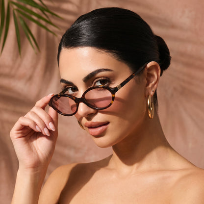 Myu Myu Glimpse Black - Vichyluxury