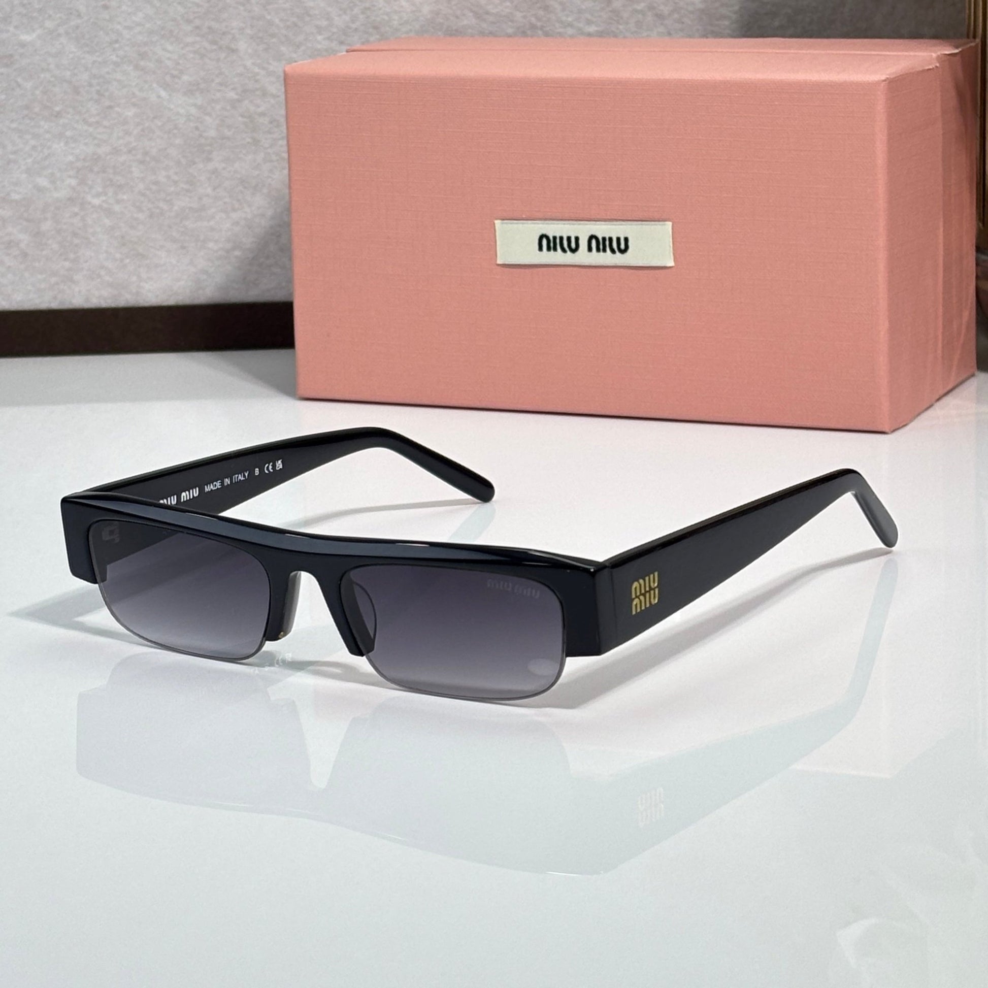 Myu Myu Street Future - Vichyluxury