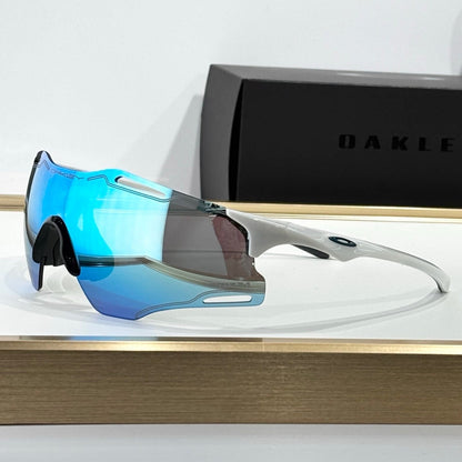 Oakl Aero White - Vichyluxury