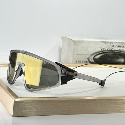 Oakl Cyber Shield - Vichyluxury