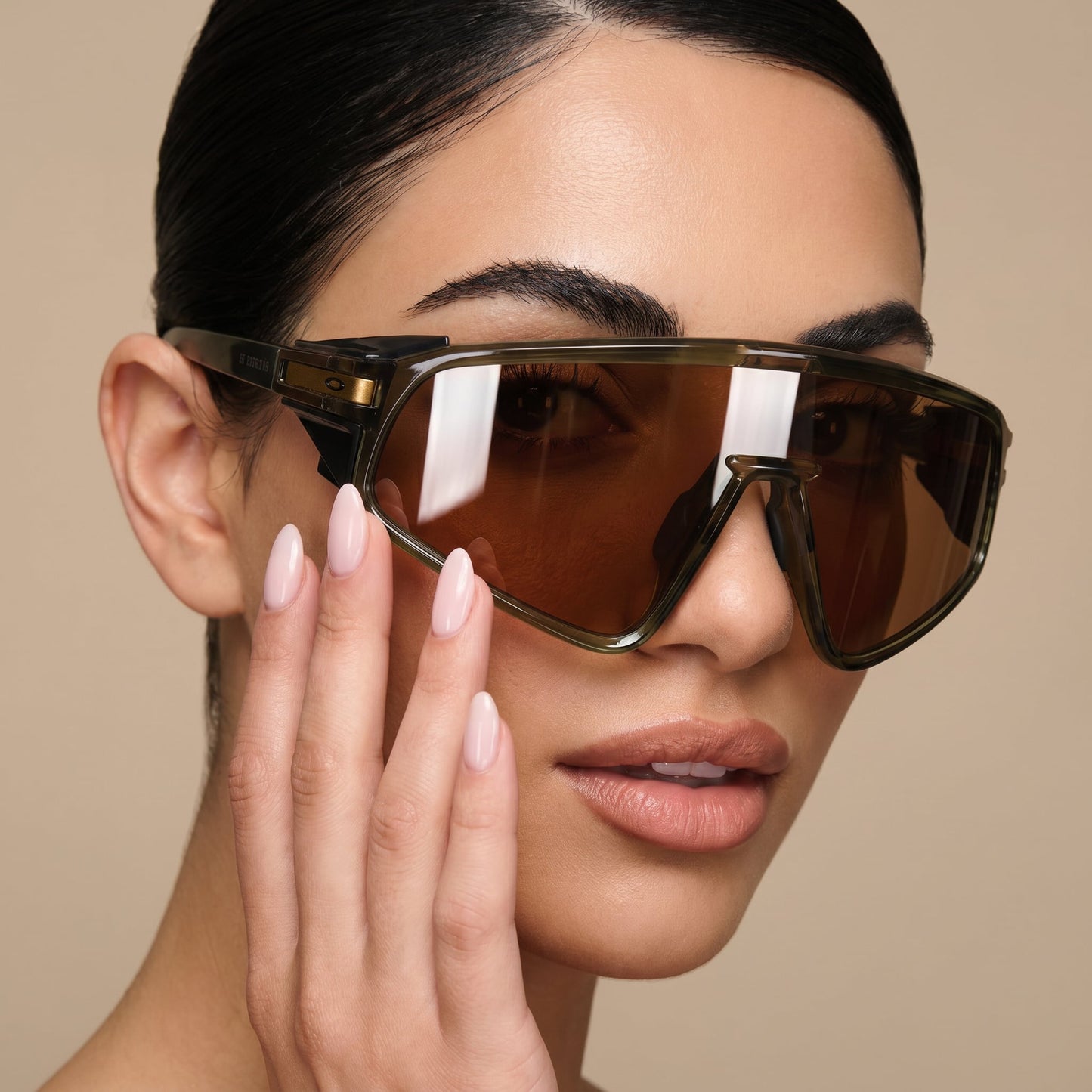 Oakl Cyber Shield - Vichyluxury