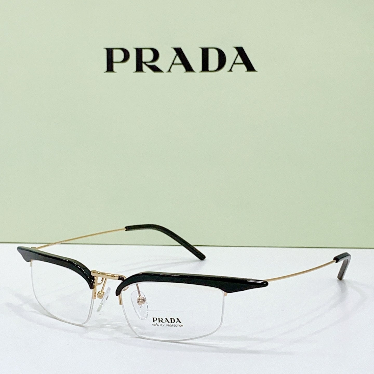 Prad Avant - Garde Browline - Vichyluxury