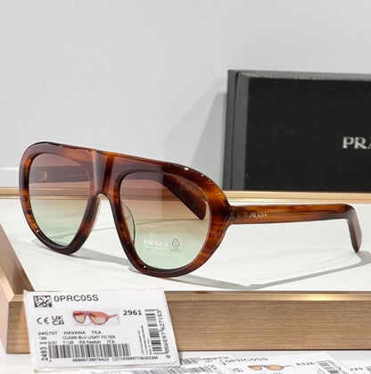 Prad Fashion - Vichyluxury