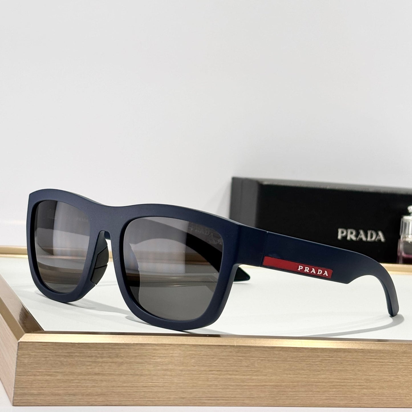 Prad Linea Rossa Active - Vichyluxury