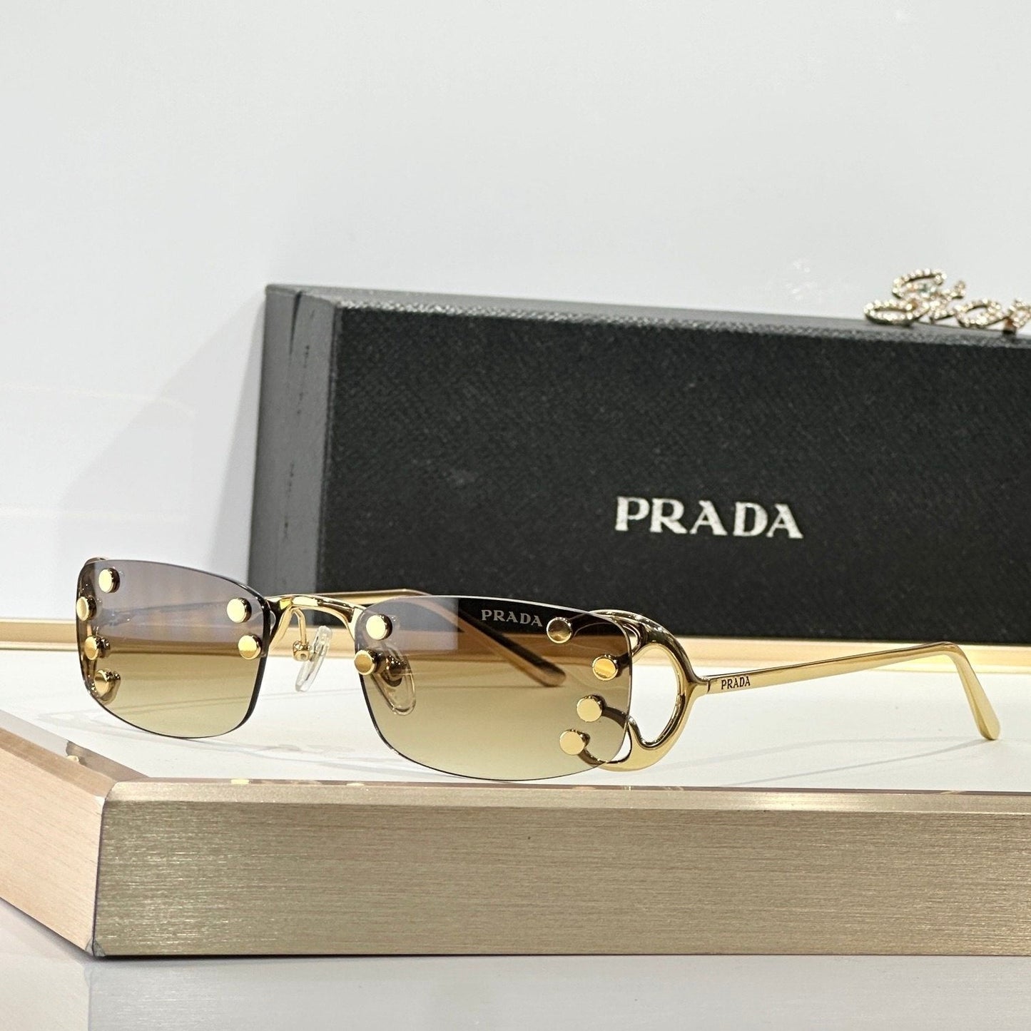 Prad Rimless Studded - Vichyluxury
