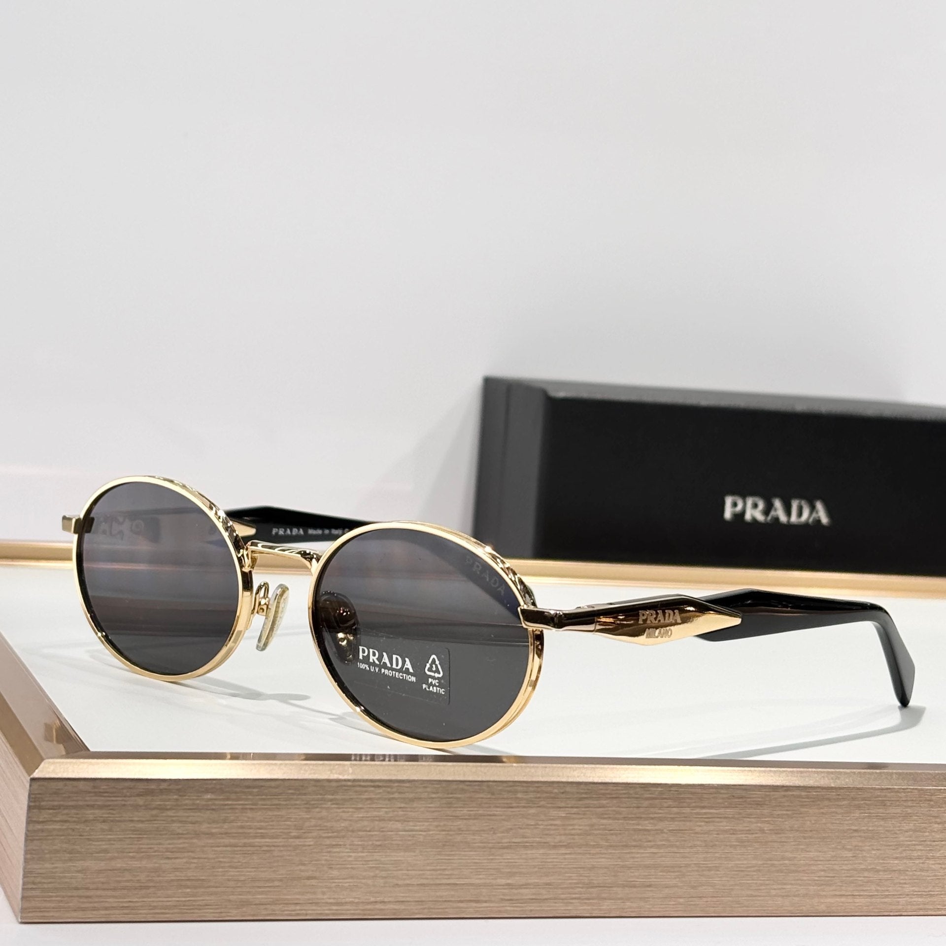 Prad Symbole Oval Metal - Vichyluxury