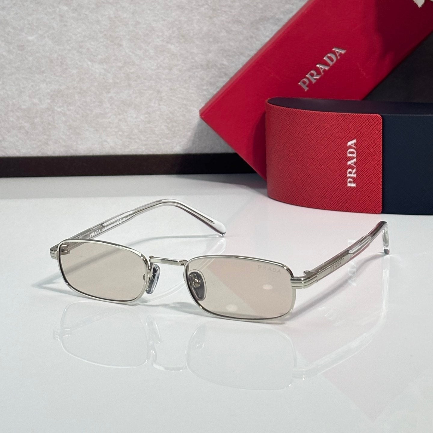 Prad Vintage Metal Rectangle - Vichyluxury