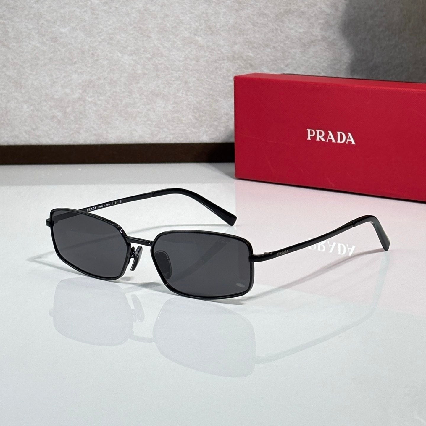 Prad Vintage Metal Rectangle - Vichyluxury