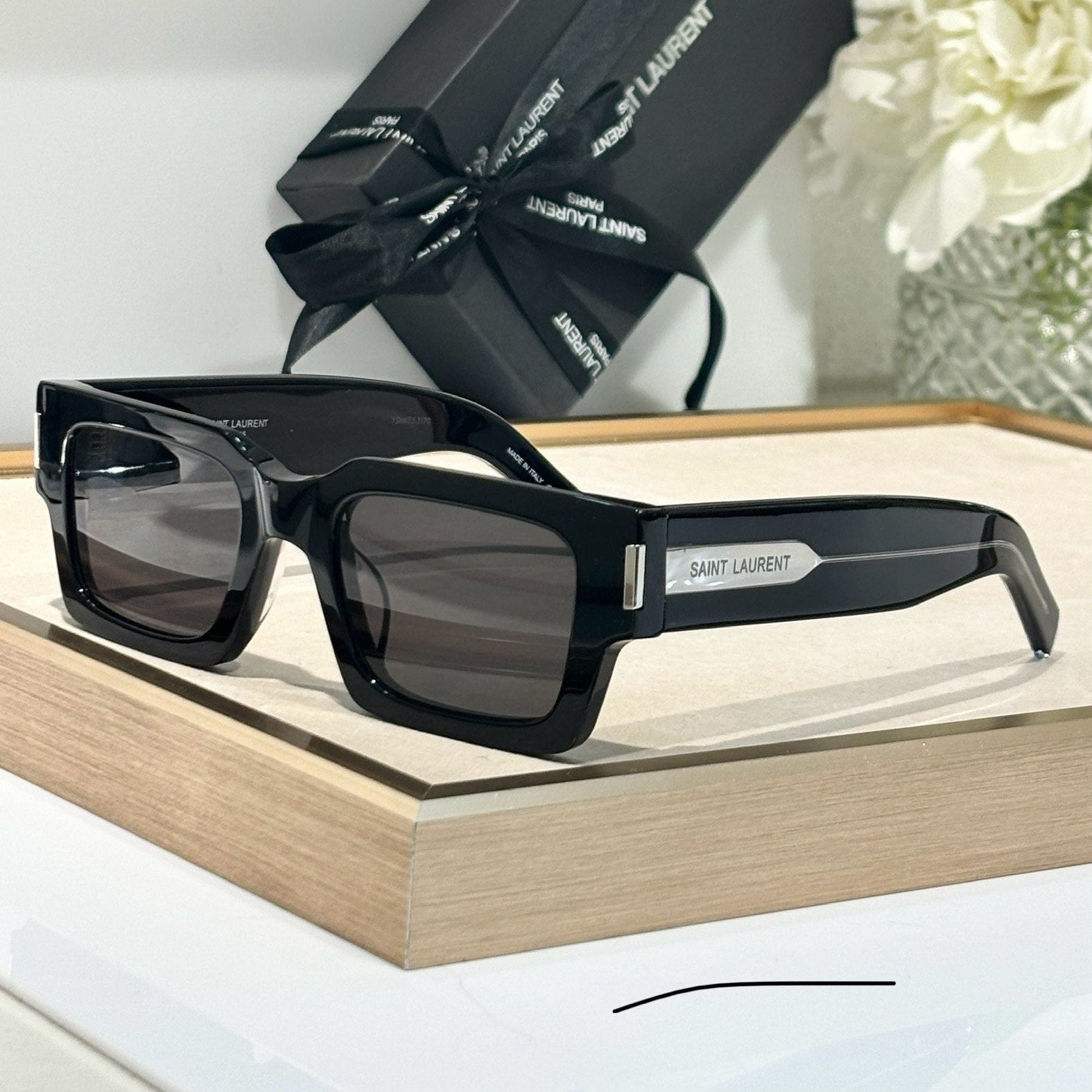 Sain Lauren Bold Rectangle - Vichyluxury