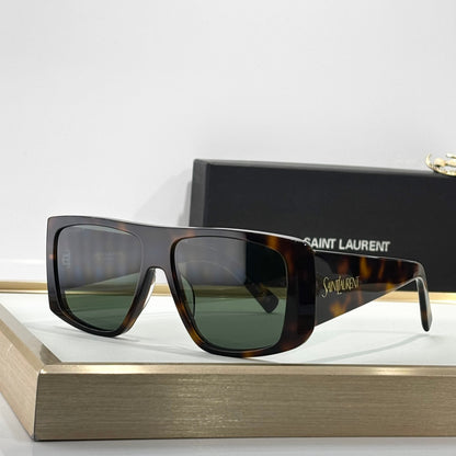 Sain Lauren Bold Shield - Vichyluxury