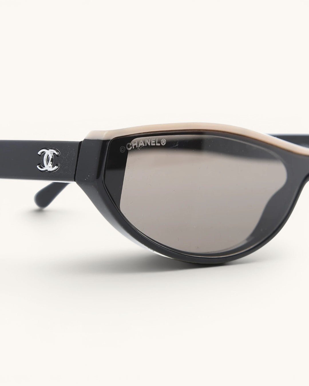 Shaenael Logo Trim - Vichyluxury